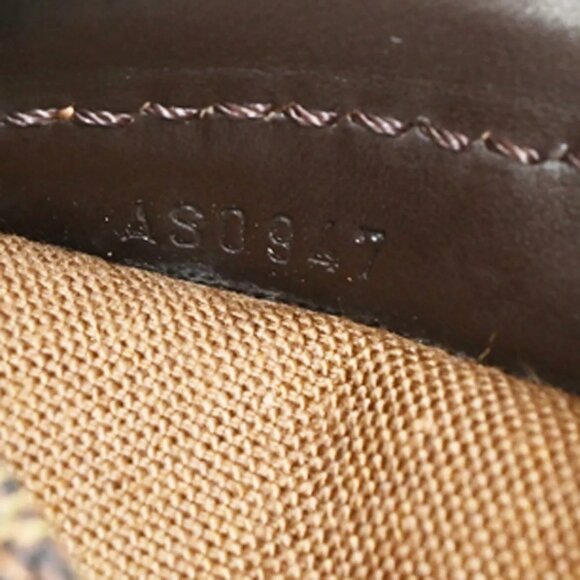 LOUIS VUITTON Chelsea Shoulder Tote Bag Damier Leather BN France N51119 76EB757 - Picture 13 of 15